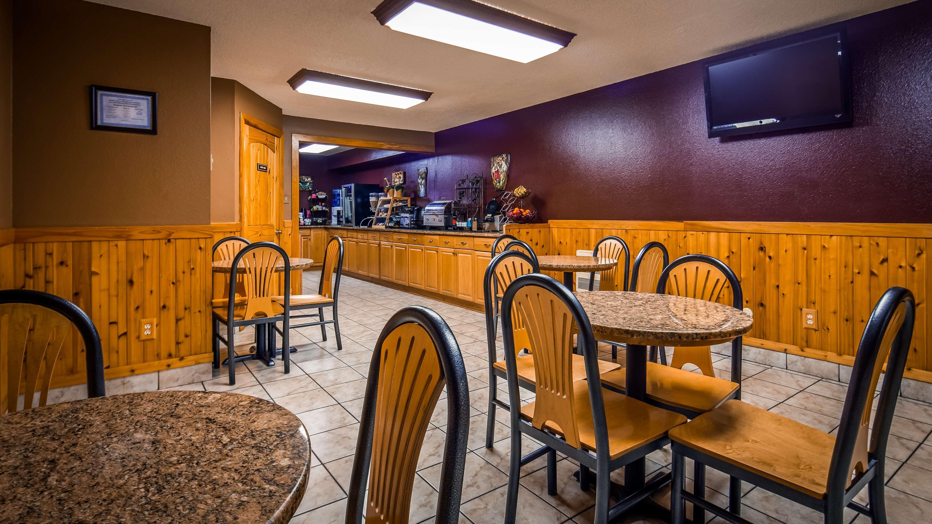 Best Western Inn Of Pinetop Bagian luar foto